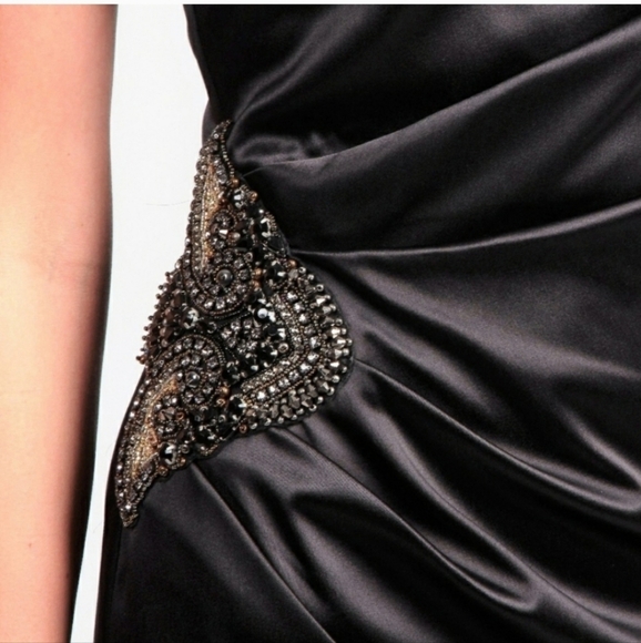 Eliza J one shoulder satin embellished waist gown black 6 - Picture 4 of 10